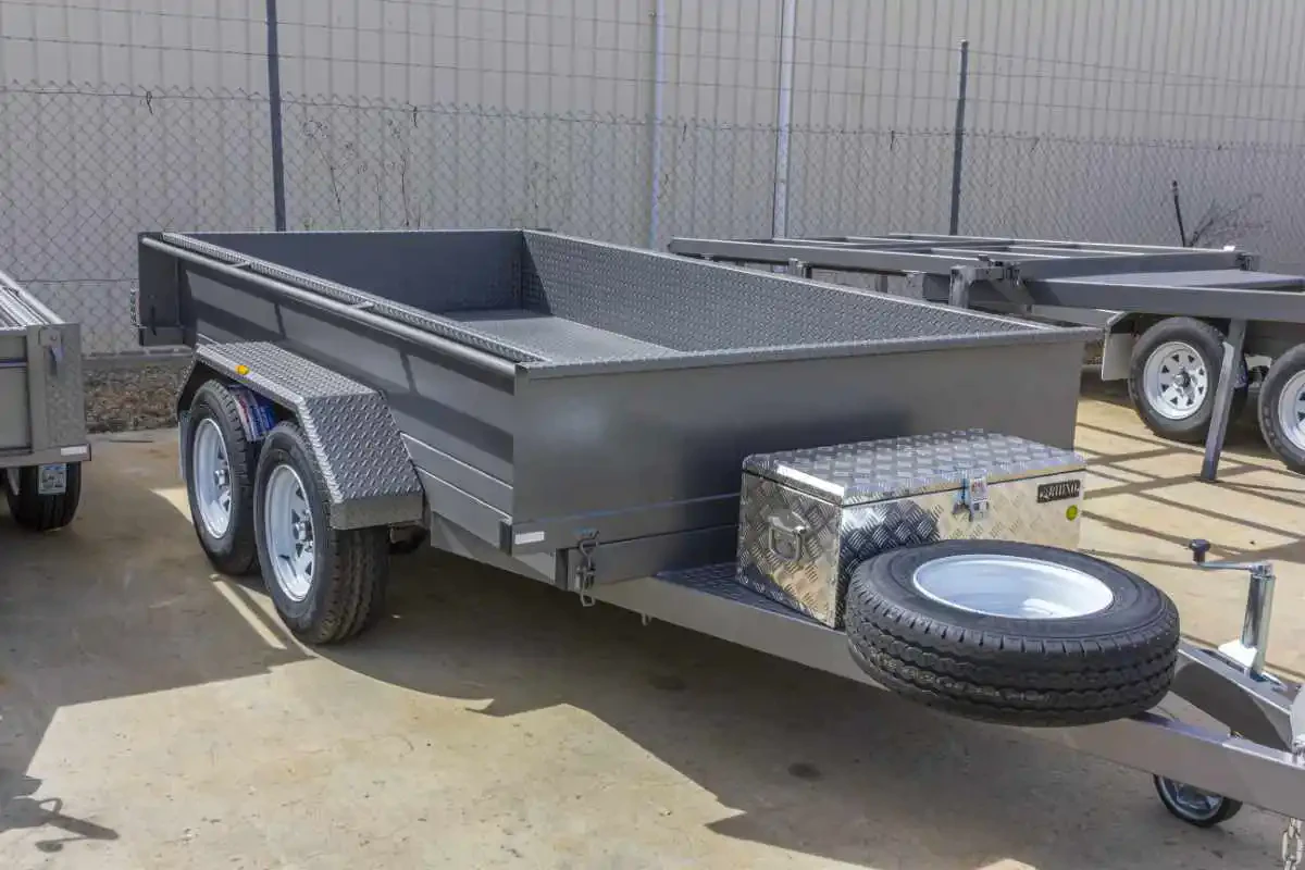Basic Trailers